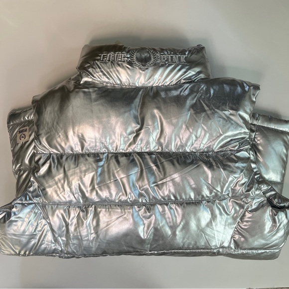 Victoria’s Secret PINK LIMITED EDITION SILVER PUFFER VEST Size Small NWT - Picture 13 of 13